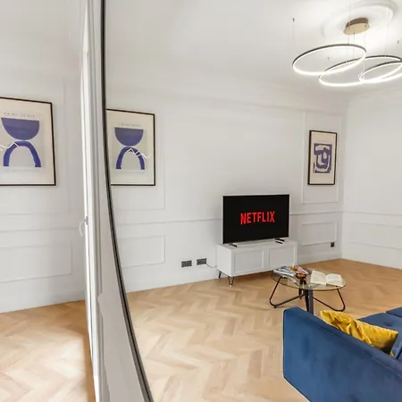 Le Versailles - Hypercentre - Luxurious - Spacious - Ac Apartment